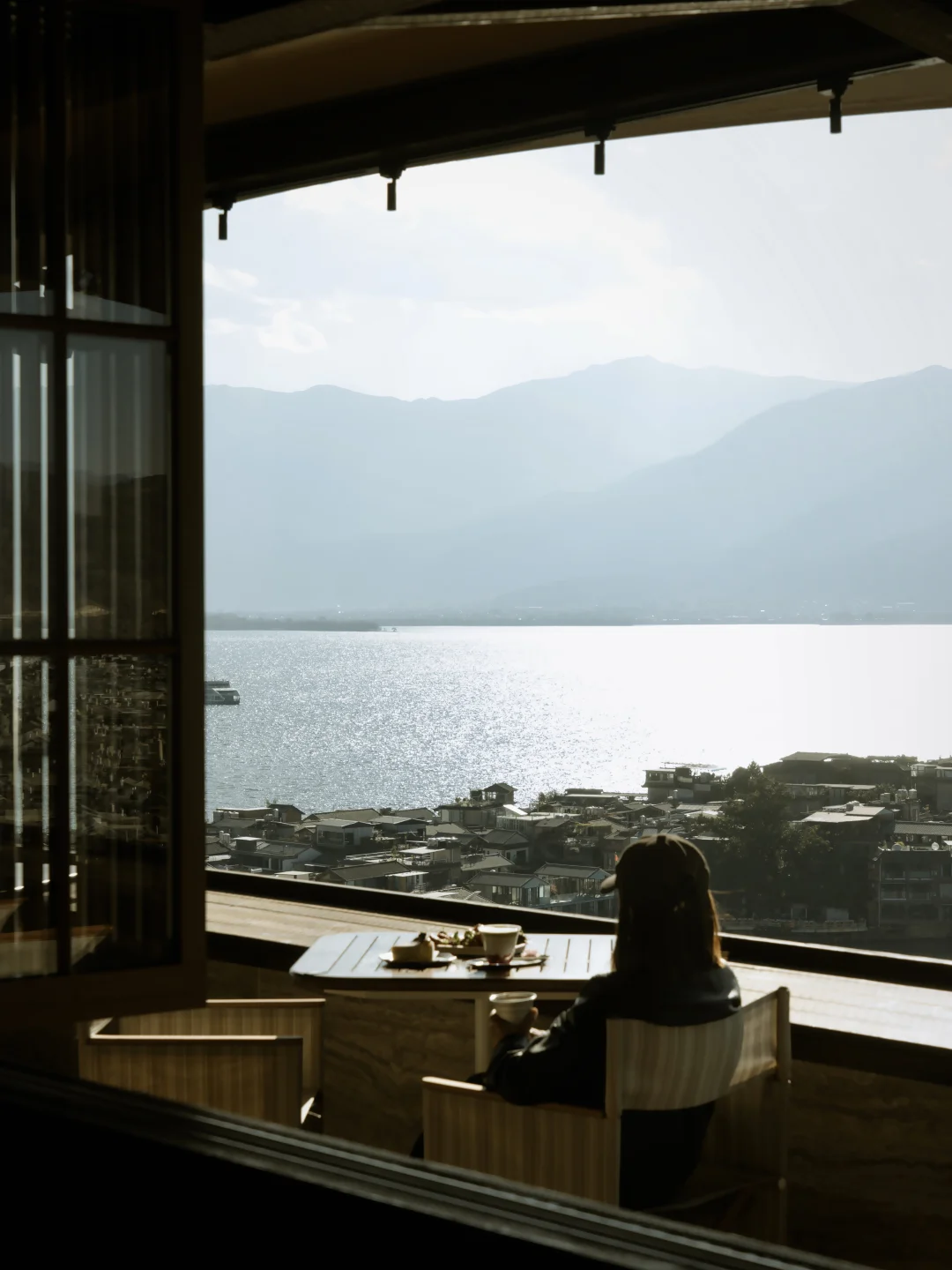 在双廊绝美咖啡店等一场日落！！！☕️