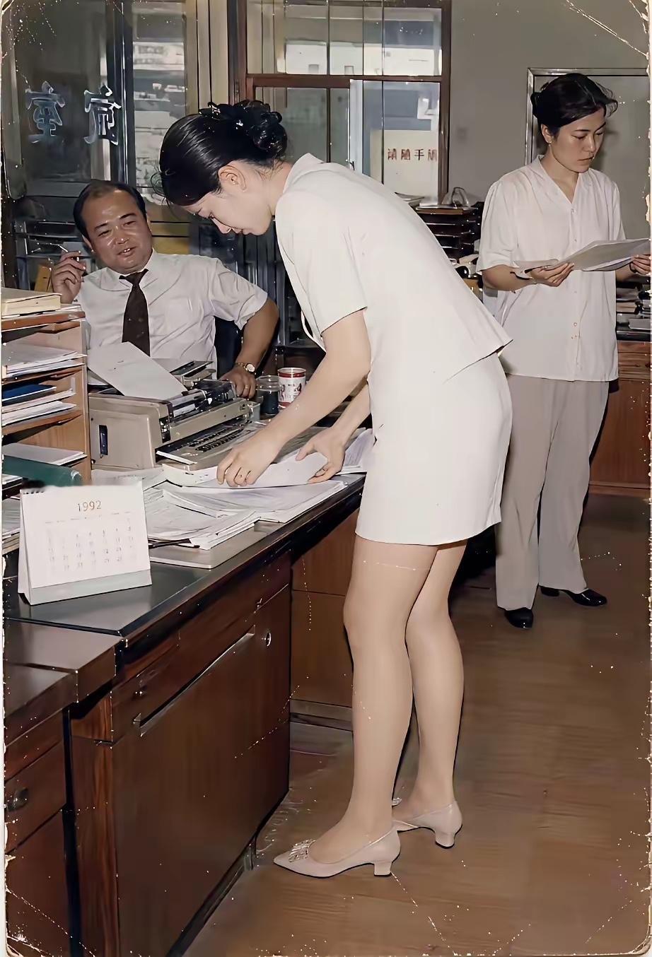 1995年就是公司的秘书，现在退休金应该有多少