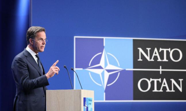 英国防长毅然辞职！对着斯塔默直接开骂：是你不愿意保卫国家。 2026年6月1