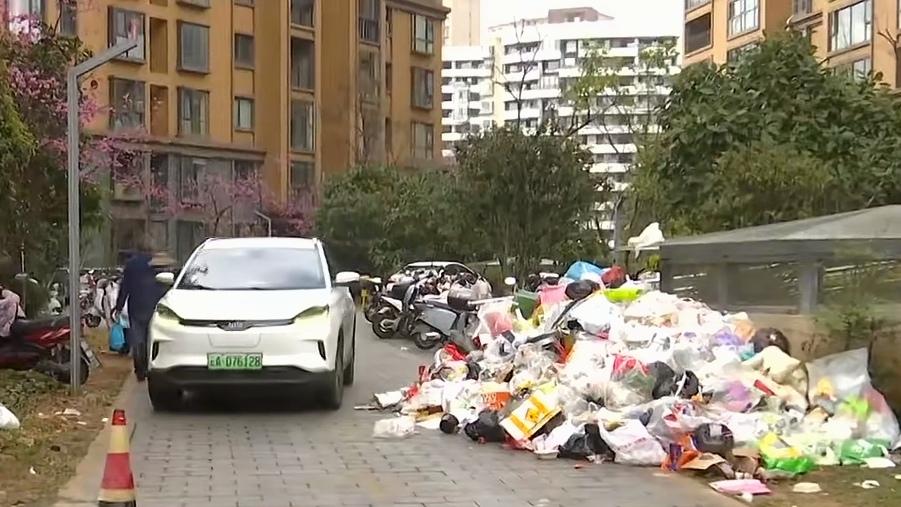 🔥揪心！昆明云润天阳二号地块陷管理真空，业主太难了。盘龙区云润天阳小区二号地块