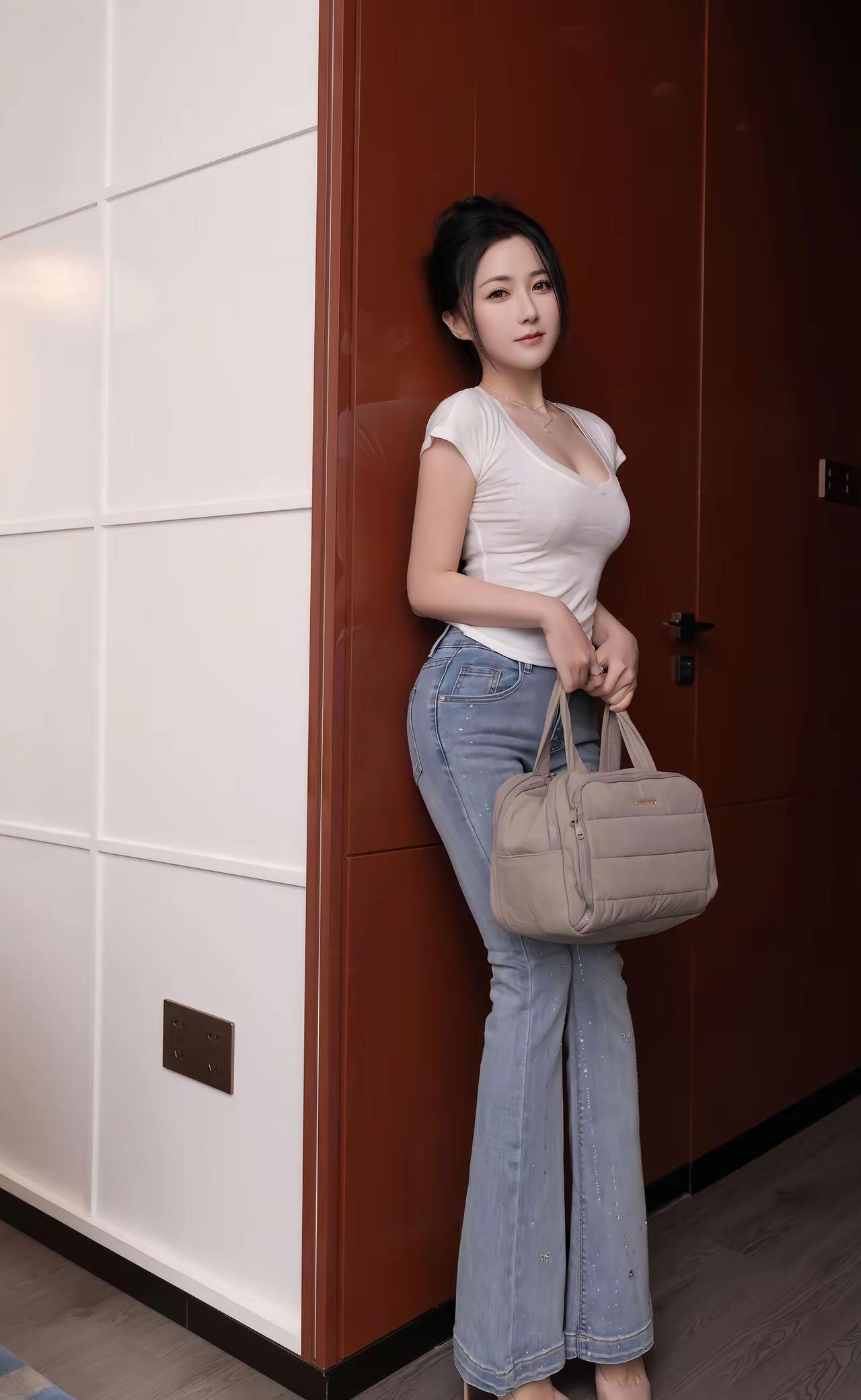 优雅气质,时尚穿搭,轻松出街