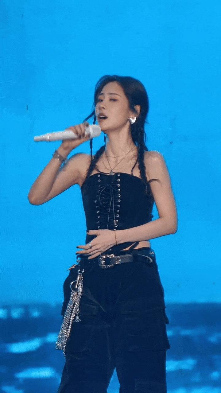 假如我是华晨宇，我想我会后悔错过她！