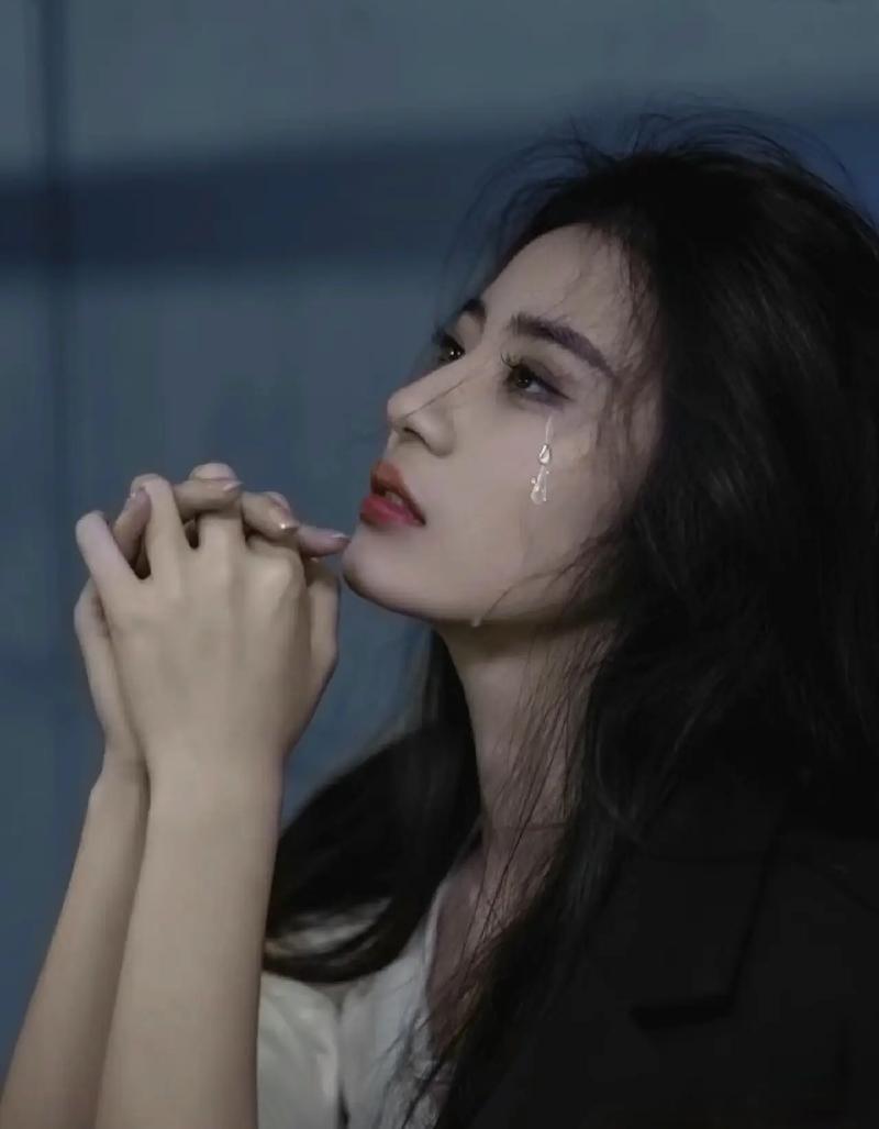 想撩到他？雷尼尔效应秘密曝光，女人其实不用主动说实话，现在很多人追求感情都特