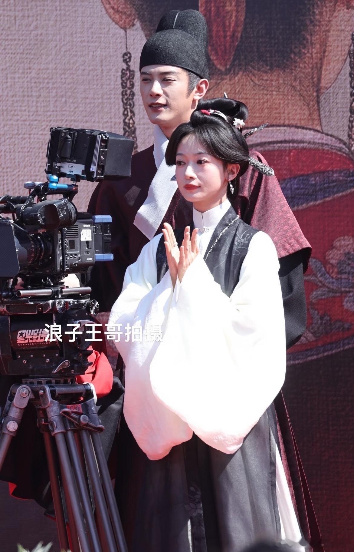 这是见过升咖最快的男星….直接搭上那么🐮的女频爆剧🌸​​​