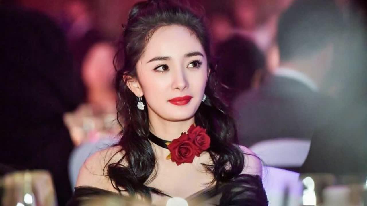 杨幂，现在算几线？这个问题要是放在十年前，答案毫无争议：超一线。那时的杨幂，