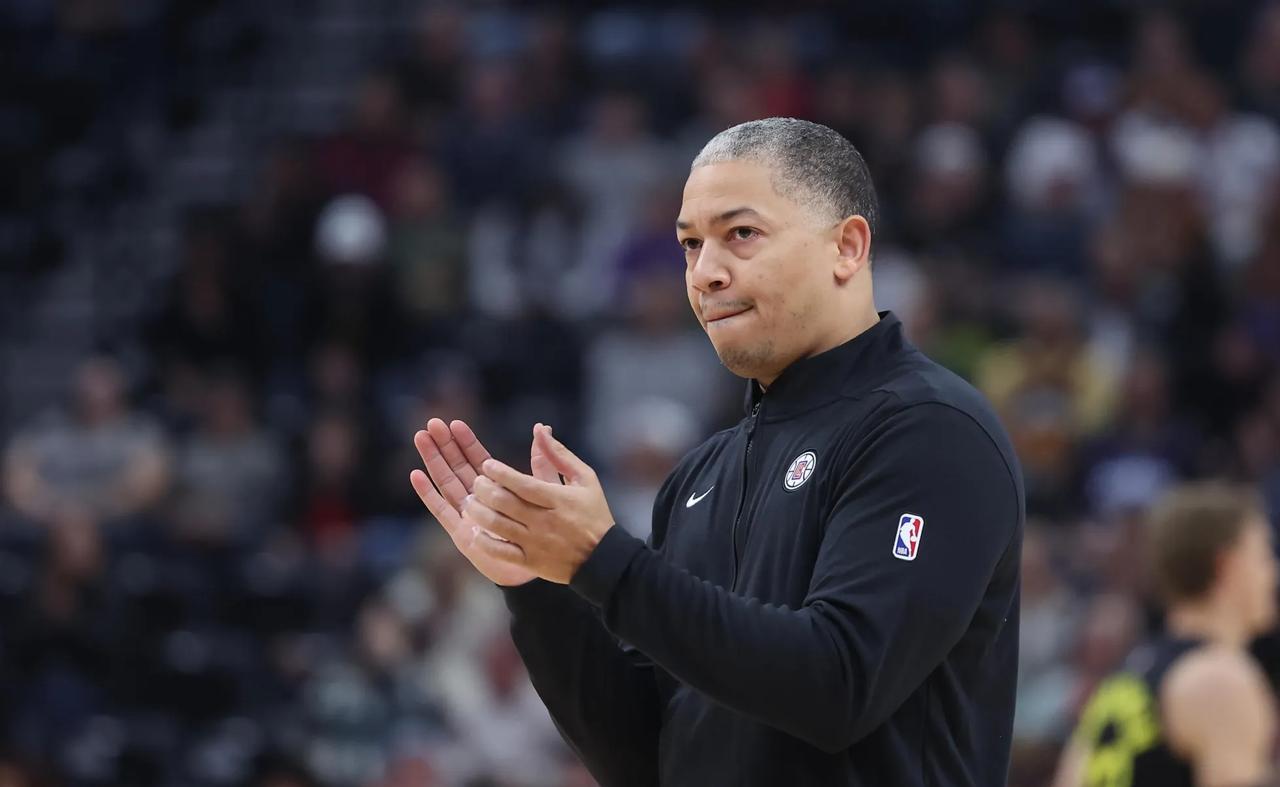 哈登离队后才发现，原来泰伦卢真的懂球！2胜1负或许不能说明什么，毕竟队里有攻防一