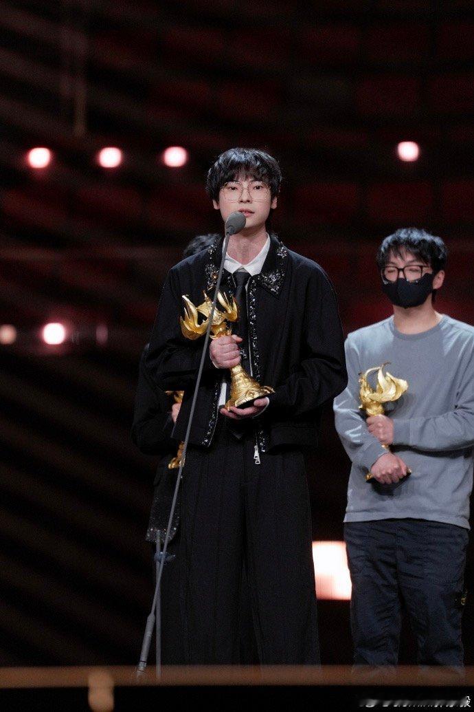 【Gemini回应包揽双奖，Gemini成首位包揽双奖KPL解说】1月3日“王者