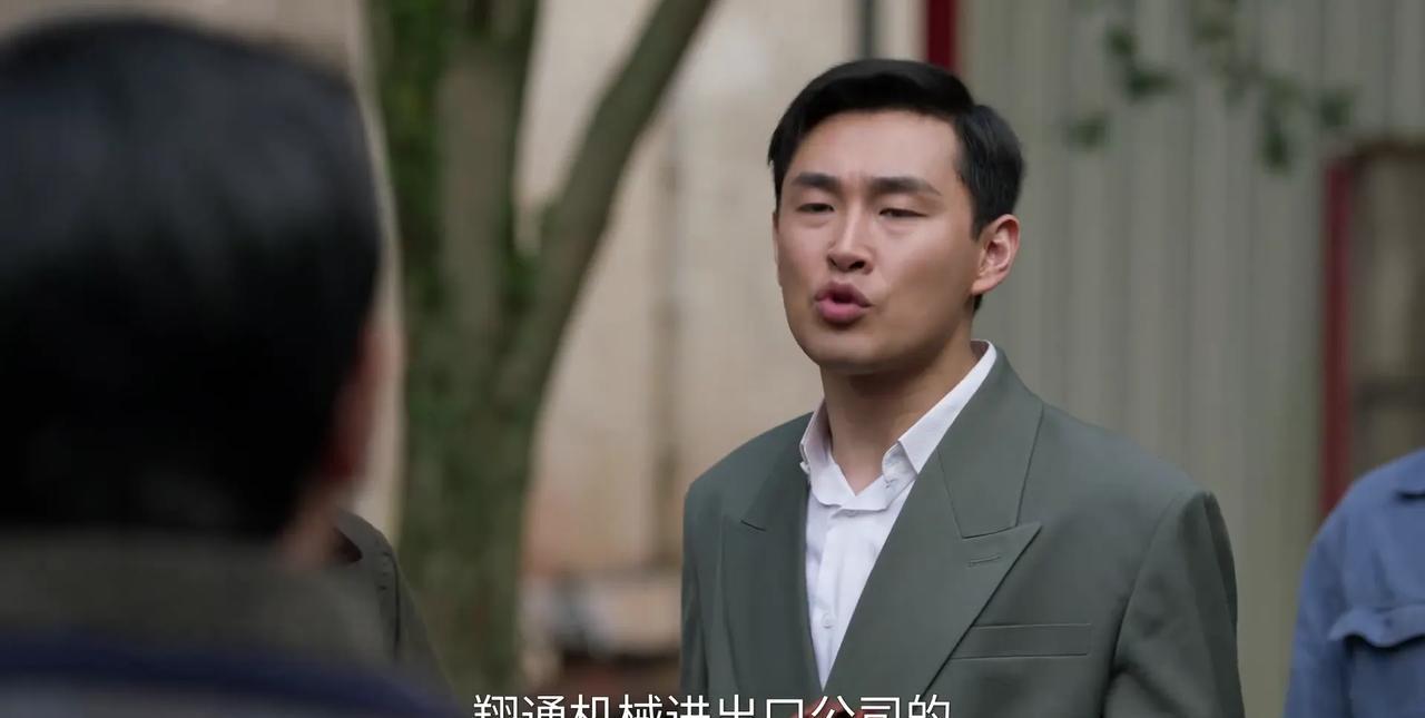 《淬火年代》王彦霖这次的剧本选的超级好，他饰演的男二号钱宏明真是个好男人！他做的