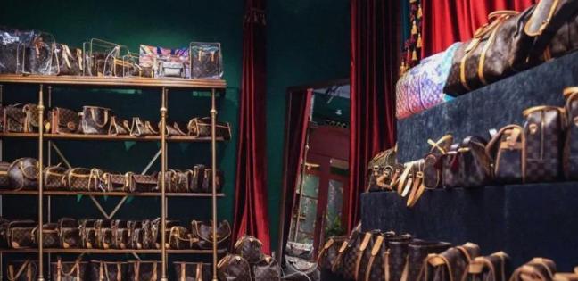 很多人赴日旅行都会备上空行李箱准备扫货，以往大家的目标多是药妆、零食，如今却纷纷