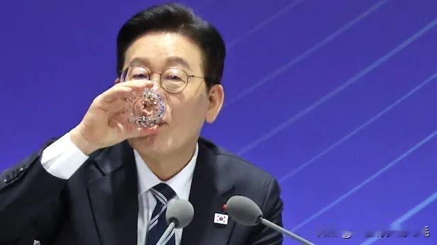 韩国总统李在明24日就美政府新《国防战略报告》作出回应，强调“动荡国际局势下，自