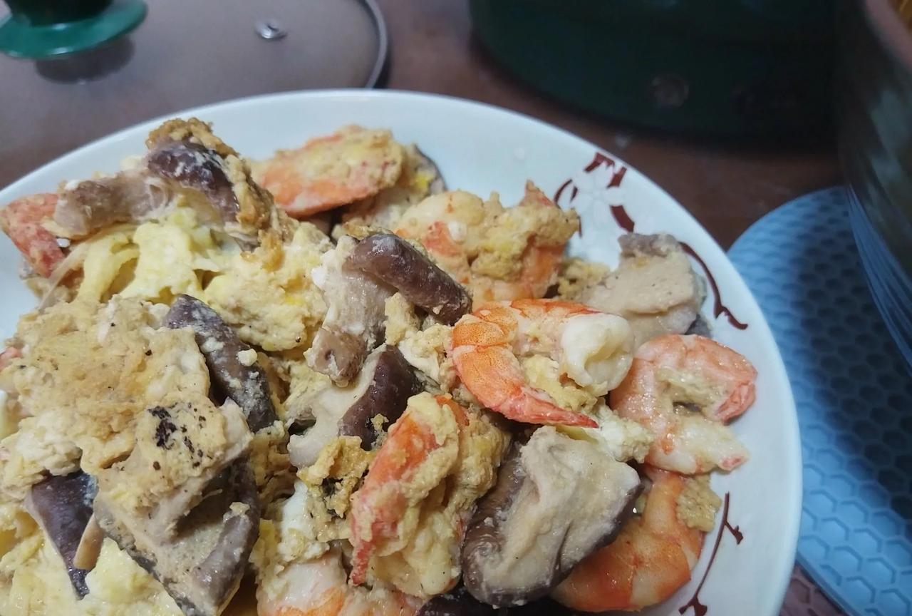 两菜一汤一人食，开饭咯！