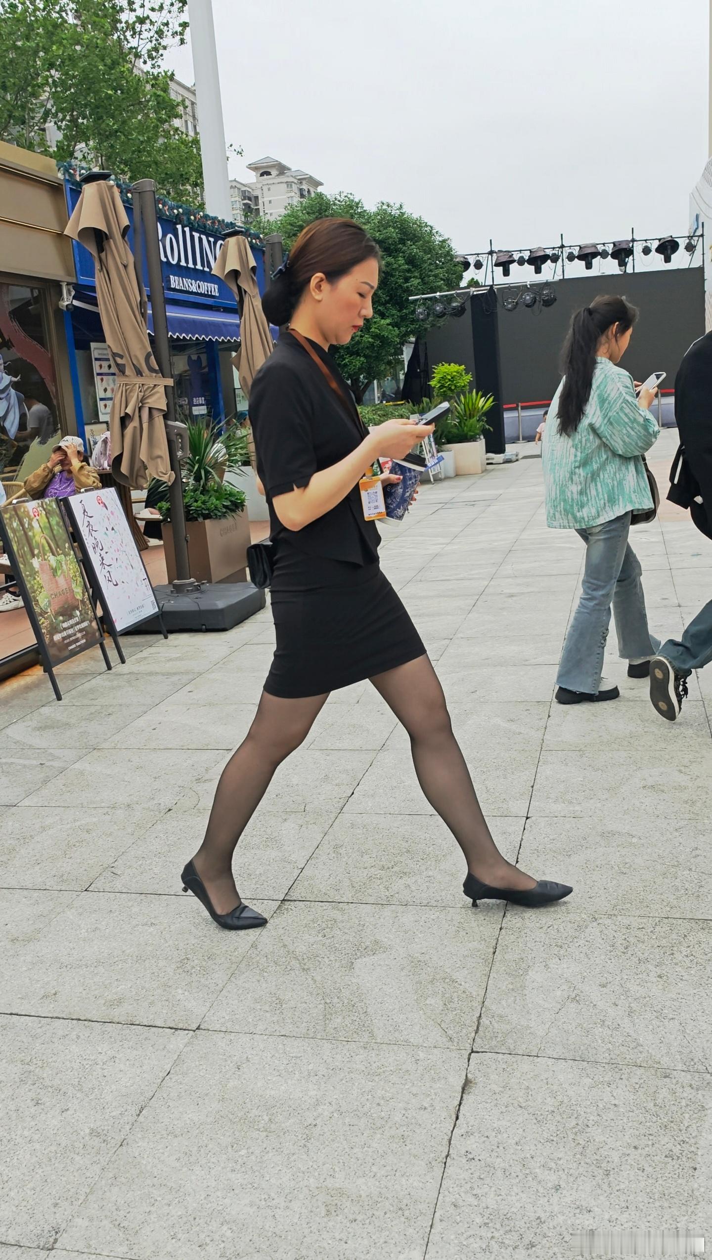 珠宝店销售33​​​