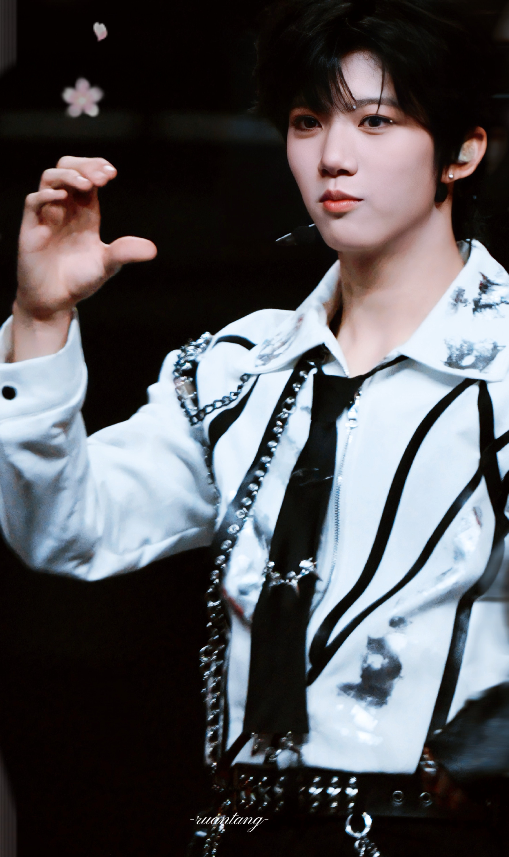 张函瑞💚愚人节站姐团建✨站姐团建𝗛𝗮𝗽𝗽𝘆𝗔𝗽𝗿𝗶𝗹