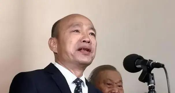 韩国瑜看到卢秀燕等蓝营大咖一个个倒下，蒋万安也岌岌可危，接下来就是"他一个人的