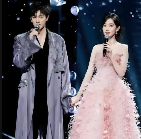 #孟子义控诉李昀锐不理她#孟子义在综艺《奔跑吧》中，与李昀锐因游戏环节的沟通问