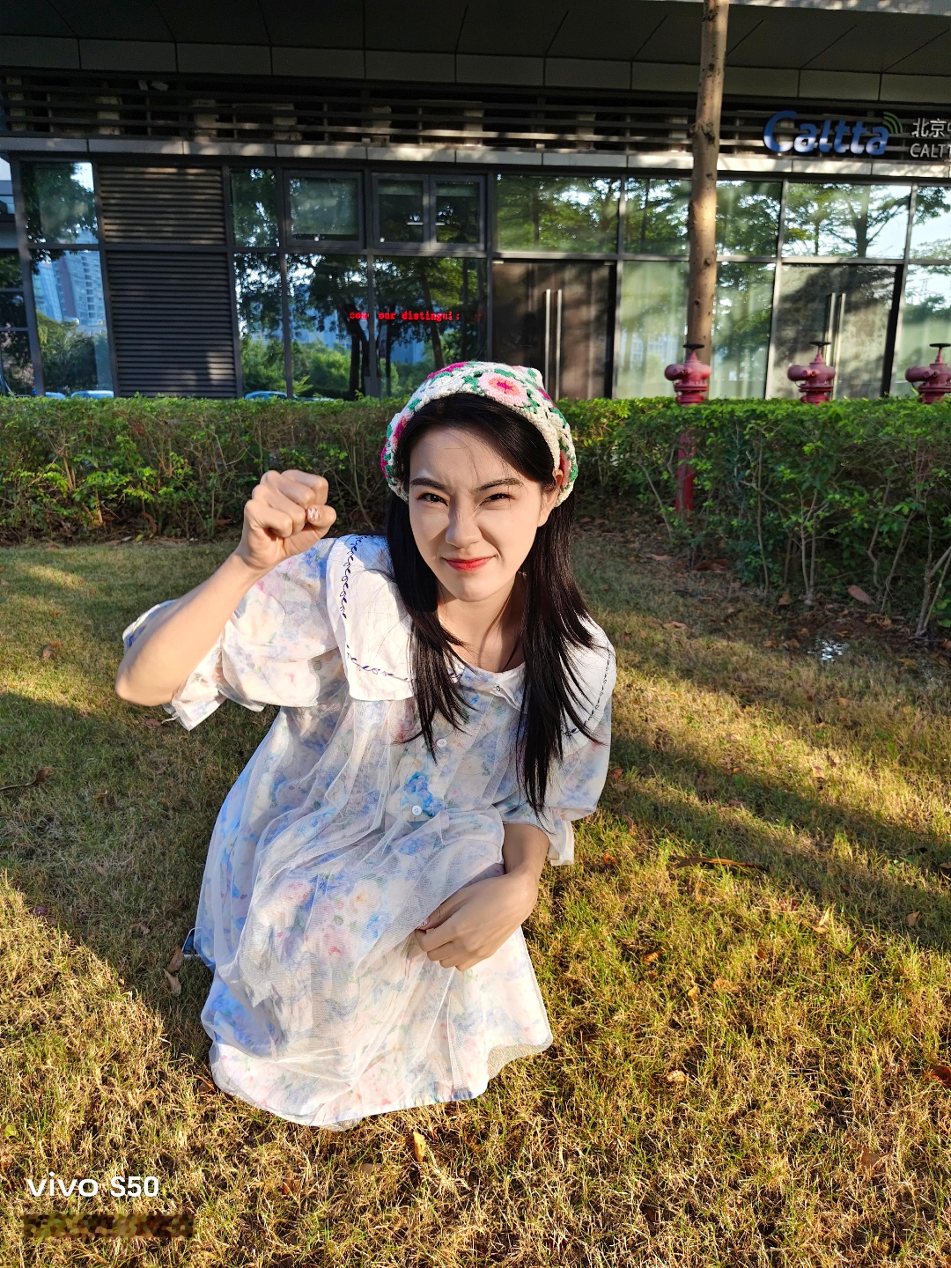 拍上了拍上了，vivoS50田曦薇同款live人像！就是说感觉我都变甜了很多呢