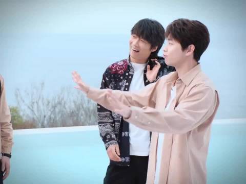 彭昱畅嘴上炒菜挑战！裴谦入职对手公司试玩地狱级绕口令通关