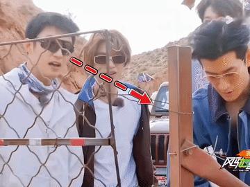 这一刻，黄景瑜肌肉发达，头脑简单具象化了！黄景瑜做任务看到门上有铁丝，哥立马觉得