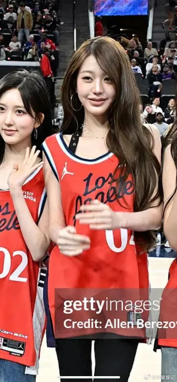 张元英的脸崩了吗，垮的这么快吗