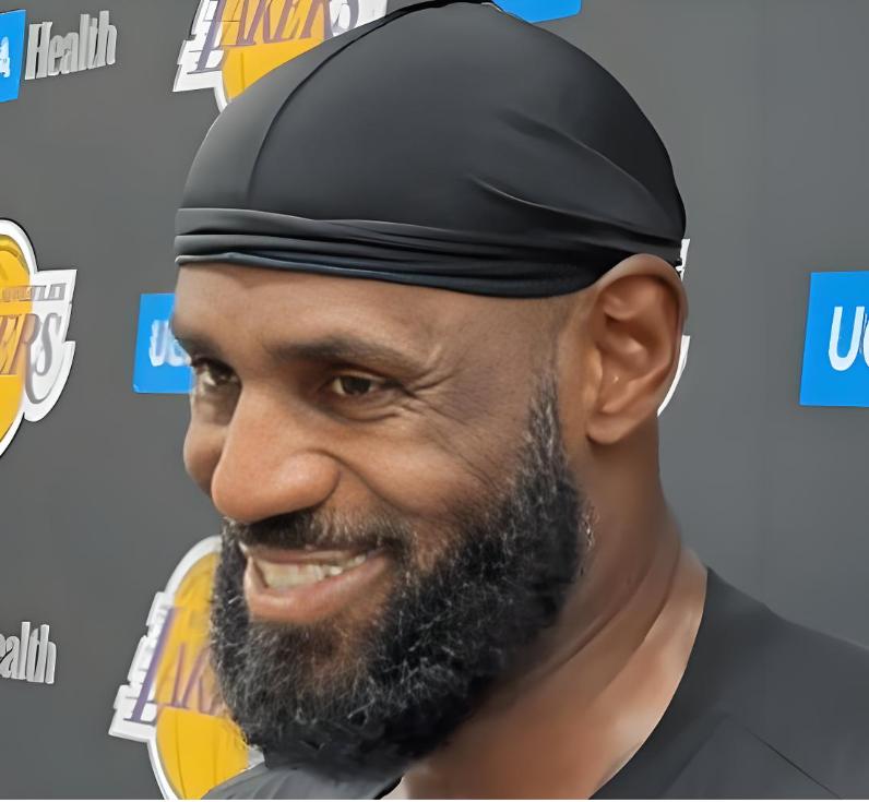 东部附加赛谁能率先晋级，没想到老詹给这支球队高度评价！老詹在自己旗下的播客节目