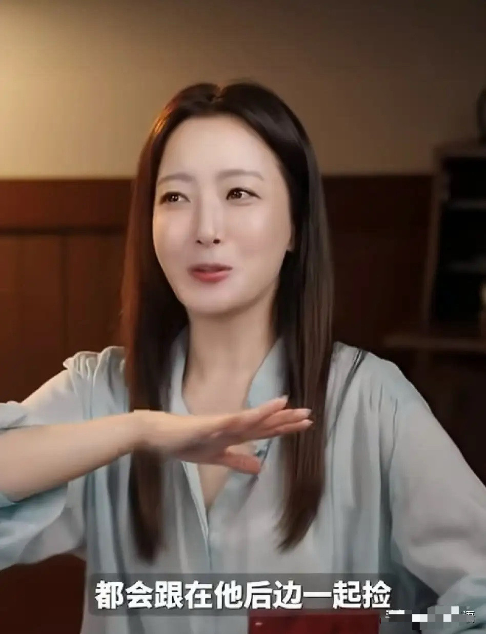 成龙，引发网友热议！7月13日，功夫巨星成龙，突然引发了网友的关注。原因是金喜善