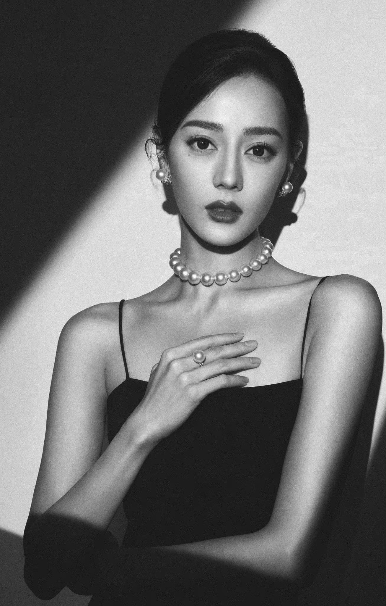 迪丽热巴时代美人，顶级星光✨迪丽热巴钰珑