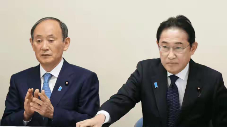 日本的现任首相石破茂，自民党，父亲石破二朗，前治大臣兼国家公安委员会委员长，自民