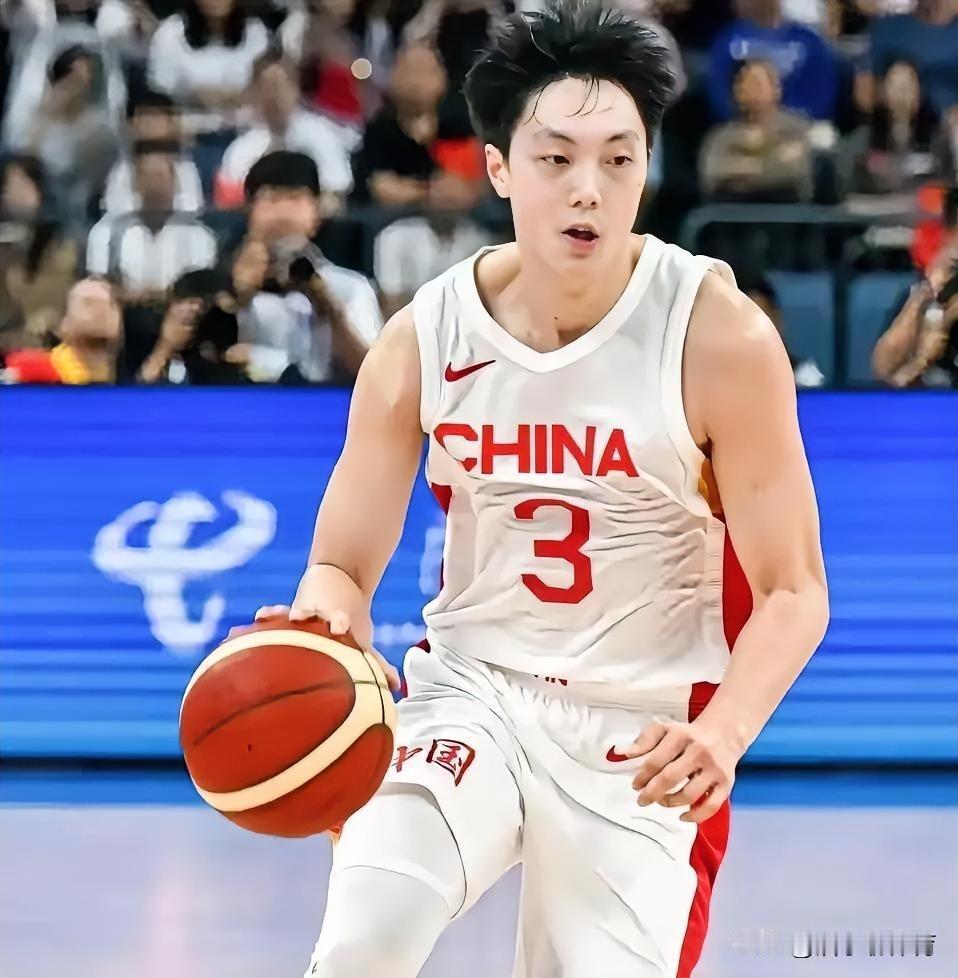 2019年以来，首次无缘国家队正式比赛，胡明轩落选大名单为什么有点遗憾，原因很简