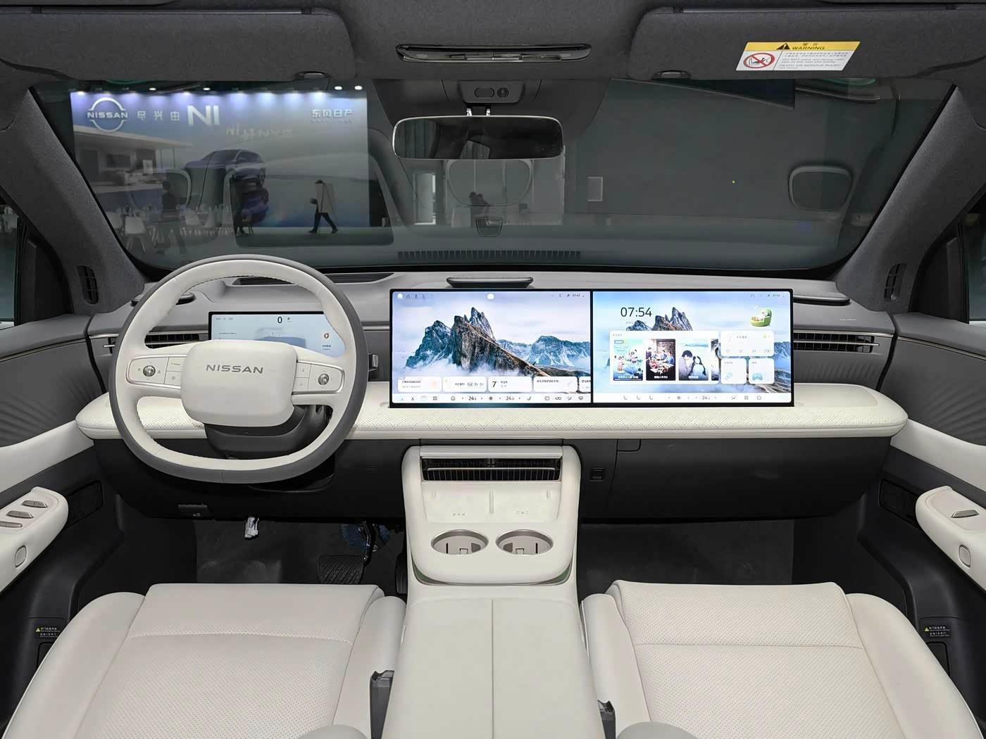 新车东风日产NX8上市了，作为15-20万的车硬件给的挺不错，颜值不错，配置高