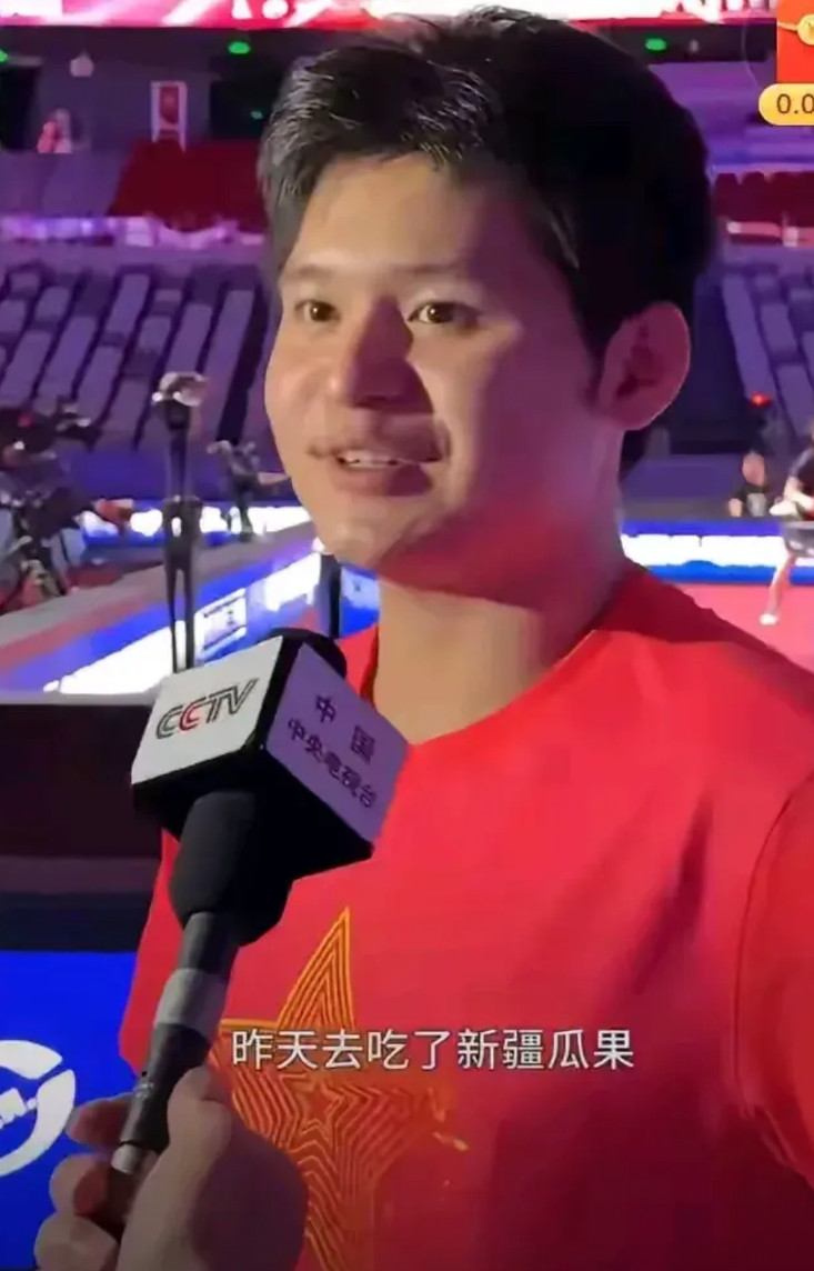 新疆文旅，给广告费给林诗栋。林诗栋这不来新疆打2025乒超联赛第三阶段的比赛