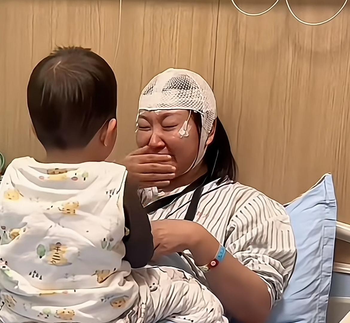 原来我们都冤枉王暖暖了，她是清白的，那个时候，舆论那么大，她身为母亲，理应感触最