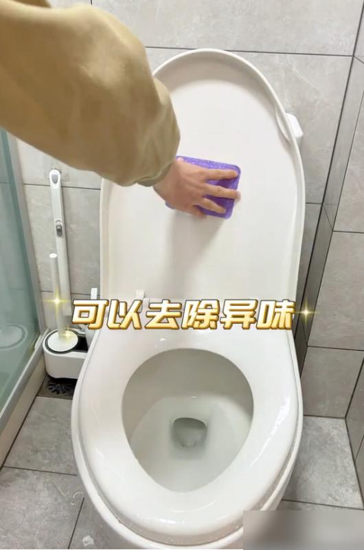 天呐！扔用过的暖宝宝居然是“往外扔钱”？我昨天刚丢了两包，看完网友分享直接悔哭！