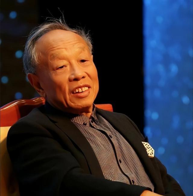 “你们为什么要‘侵略‘西藏？”1998年，驻美大使李肇星在一次发言中，突然遭到一