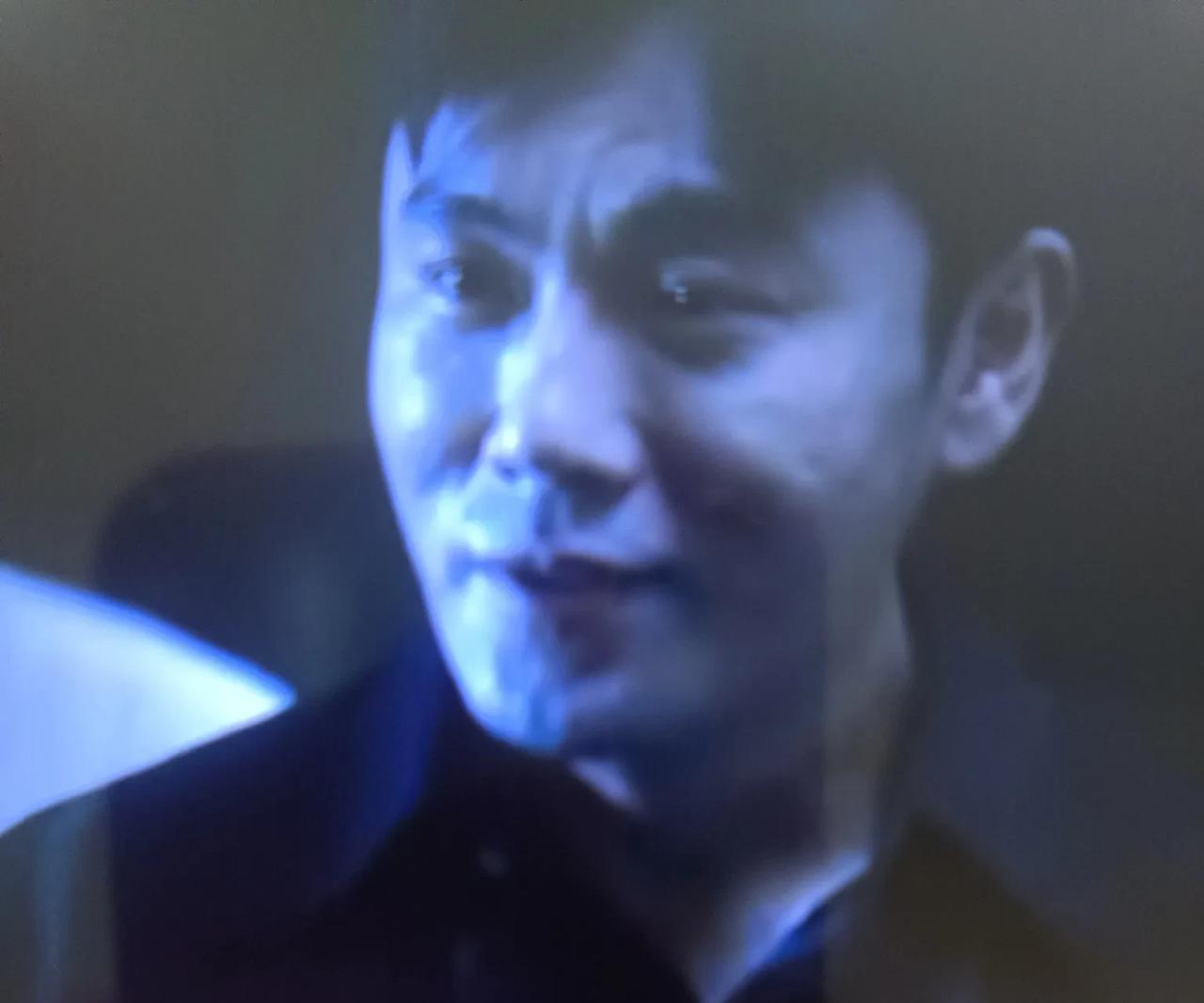 《扫毒风暴》说实话，卢少骅之所以常常绝处逢生，原因不是他的命好，也不是有内鬼告