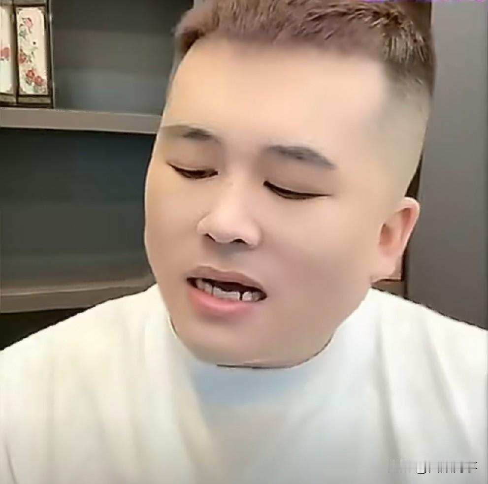 大大分析二子爷开皮全网是因为没吃饱，看到骡子挣钱后更生气！