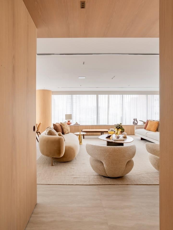 原木的质朴与温暖，让日常变得柔软哪种家居装修风格最耐看装修