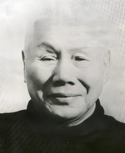 毛主席让叶剑英找个人，并嘱咐无论他犯了什么错，也要给安排工作。1951年，毛主席