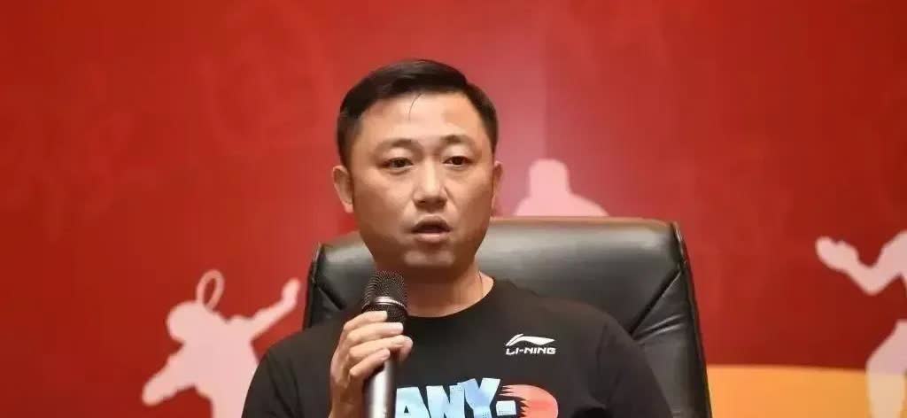 网传闫森将成为王曼昱主管教练。如果成真，那么王曼昱或将成为洛杉矶周期最耀眼的
