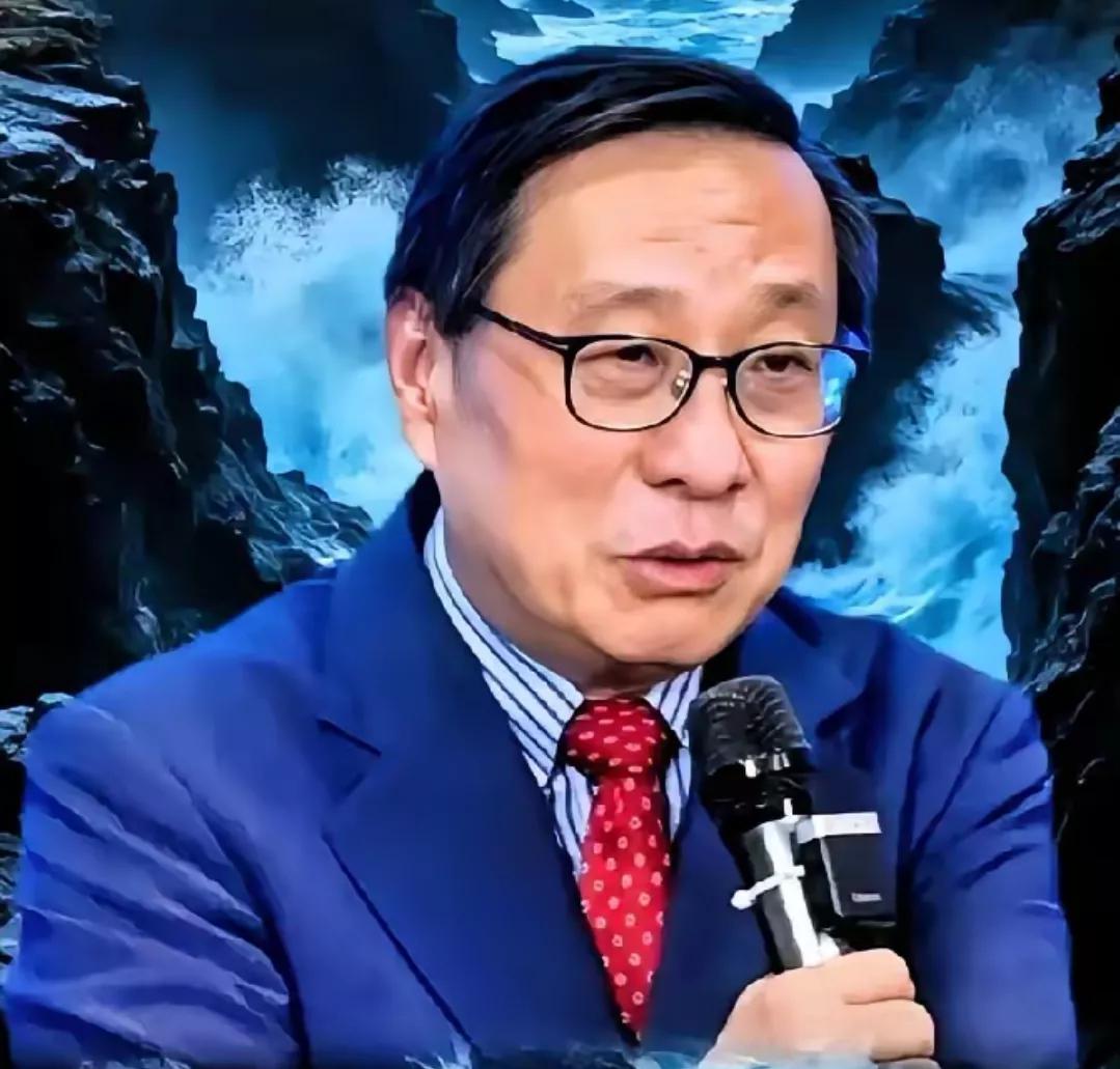 高志凯这番话，真是一盆冰水兜头浇下。直指痛处：我们是不是盲目自信了？看似