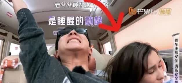 我发现韩庚这个人，根本不是模仿丈夫，从一个细节就可以知道。最近看