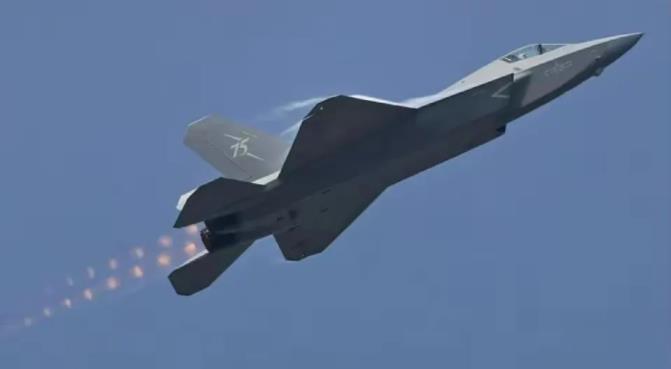 巴空军急需哪些迭代产品应对下一轮挑战10日下午18点，巴方在取得空中和制电磁