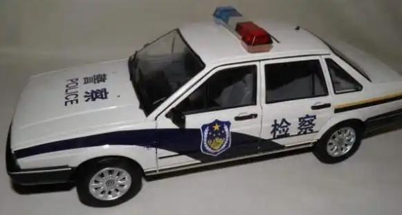 2001年1月31日，大连发生建市百年以来最大的一起冒充警察绑架案，震惊全城。