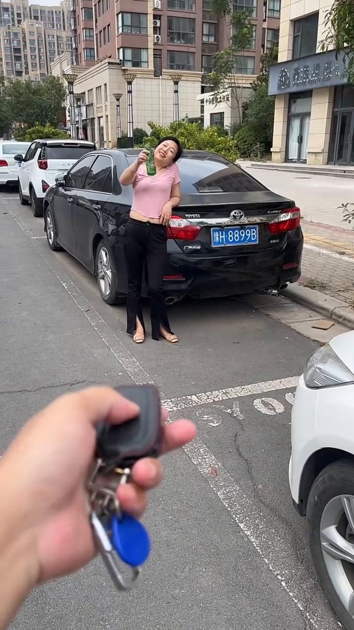 如果不是亲眼所见我是万万不敢相信。赶紧进去吧。