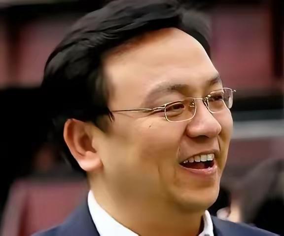 🌛王传福曾表示，中国汽车在发动机技术上落后国外几十年，德国人把发动机热效率