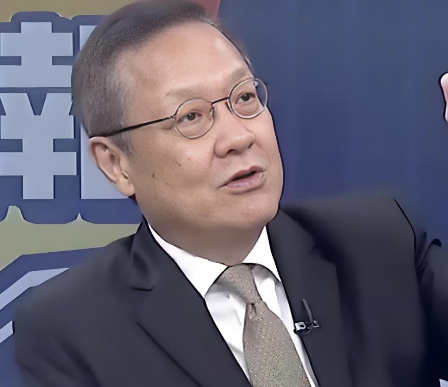 介文汲说，美国的黑人，很少有上升的机会，特别是出生在黑人社区的黑人，连平等的教育