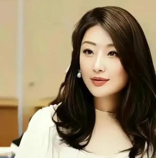 宗馥莉接手后，娃哈哈就没消停过宗馥莉这一连串连招确实让人看不懂各地