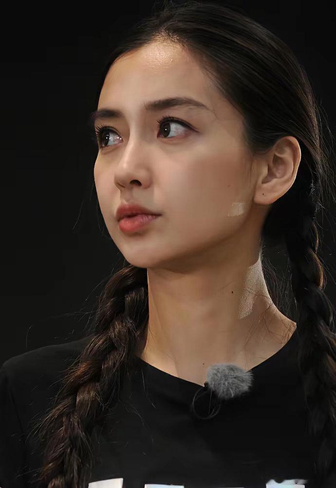 原来Angelababy录跑男真的不化妆啊，这也太美了