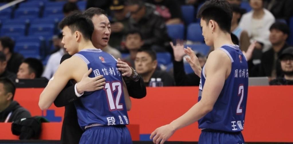 用人错位自食苦果，青岛男篮遗憾出局CBA季后赛2025/26赛季CBA季后赛12