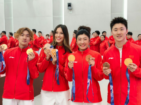 徐梦桃王心迪夫妻双金，赛场内外都好甜；谷爱凌苏翊鸣年轻有为，稳稳扛起中国冰雪大旗