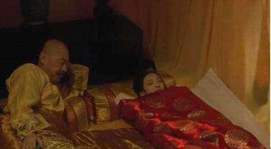 提起大清后宫的娘娘们，很多人以为她们最怕的是伴君如伴虎，生怕哪天惹恼了万岁爷掉脑